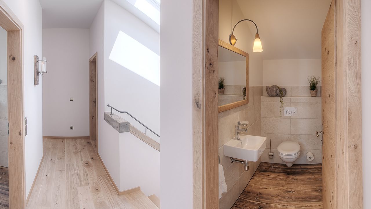 Separates WC Separates WC